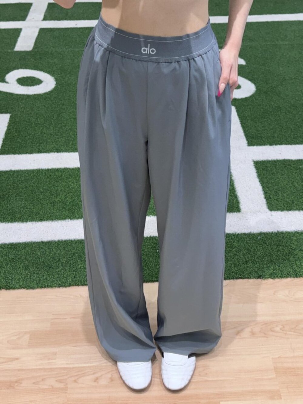 Brand New🛒ALO Yoga Steel Grey Wide Leg Trouser 30" Inseam Regular💫